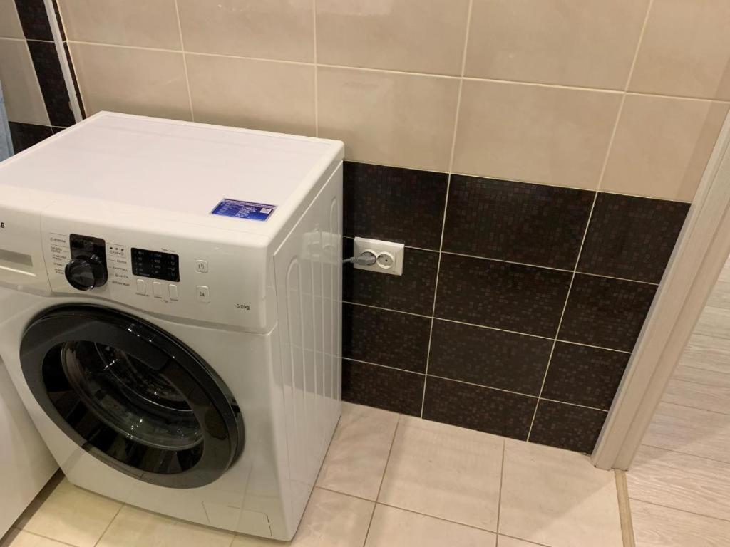 Leninstr Apartment Balti Bagian luar foto